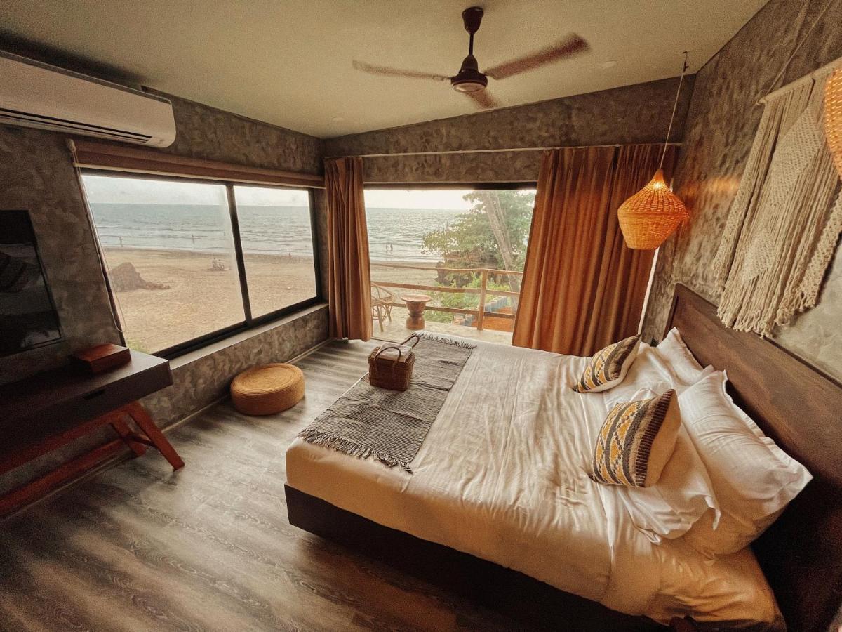Ukiyo Beach Resort Mandrem Exterior photo